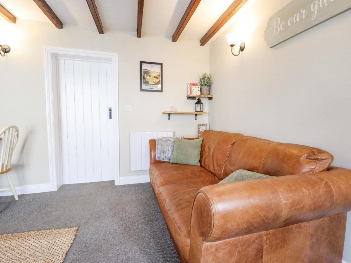 The Cottage 16 Northside Patrington المظهر الخارجي الصورة