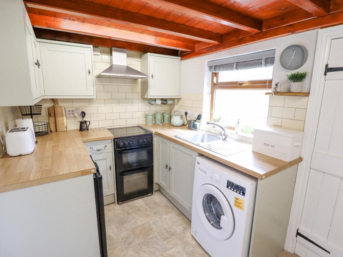 The Cottage 16 Northside Patrington المظهر الخارجي الصورة