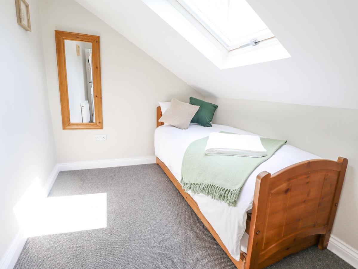 The Cottage 16 Northside Patrington المظهر الخارجي الصورة