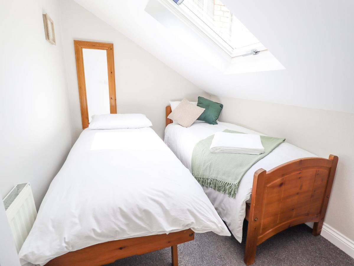 The Cottage 16 Northside Patrington المظهر الخارجي الصورة