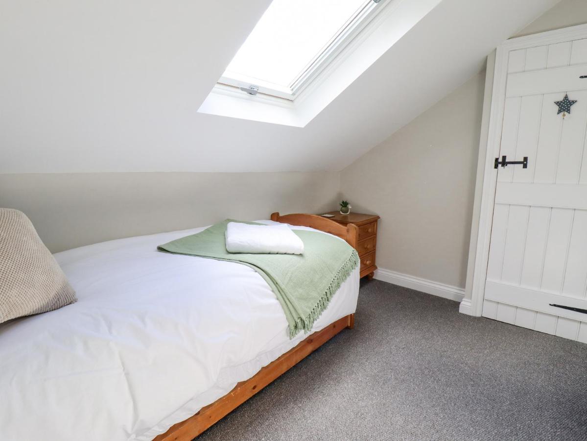 The Cottage 16 Northside Patrington المظهر الخارجي الصورة